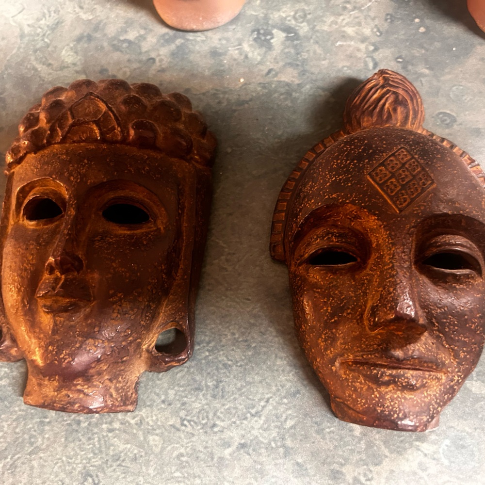 Neiman Marcus Wall Mount Aztec Head Set